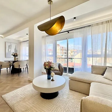 Elegance In The Heart Of Apartment *