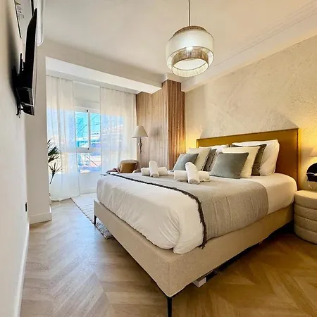Elegance In The Heart Of Apartment