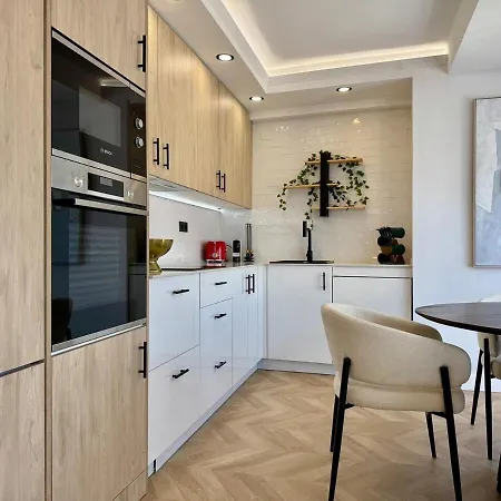 Apartment Elegance In The Heart Of Malaga