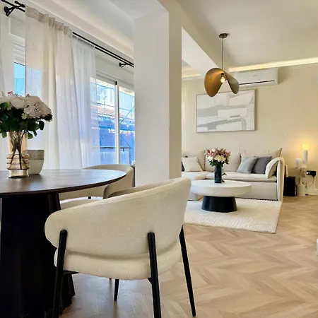 Elegance In The Heart Of Apartment