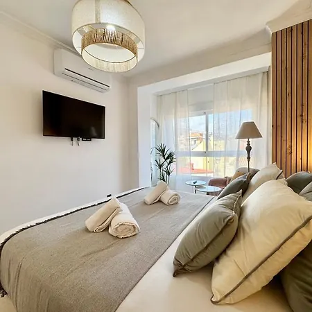 Elegance In The Heart Of Apartment Malaga